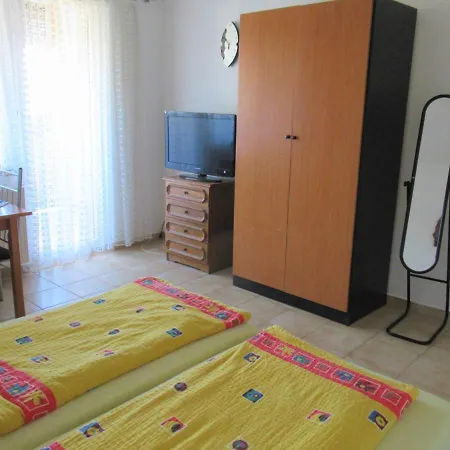 Apartman 6 Fo Reszere Badacsonytomajon *
