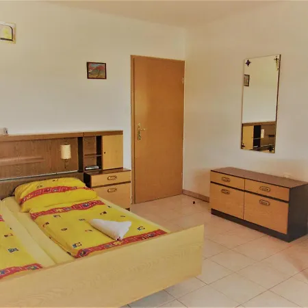 Apartamento Apartman 6 Fo Reszere Badacsonytomajon *